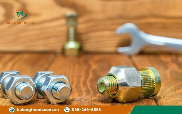 bu-long-inox-chat-luong-cao__2__grande Đặc điểm cấu tạo của bu lông Inox