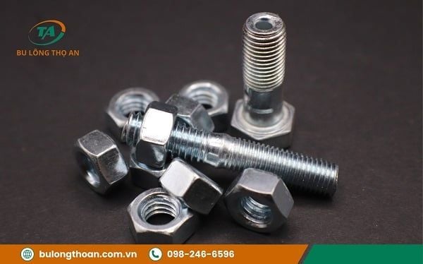 bulong-oc-vit__2__55dbdb6ace94451bae421e0bf7b56e44_grande Bu lông