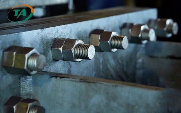 dai-oc-e-cu-la-gi__8__40fd25070dcd461783f04d369c37548b_grande-2 ứng dụng của bulong