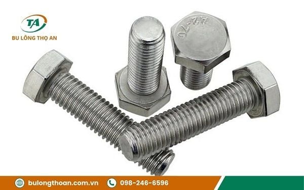 Bước 2: Tạo hình cho bulong Inox