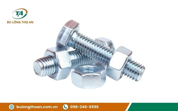 Bước 6: Xị mạ cho bulong, ốc vít