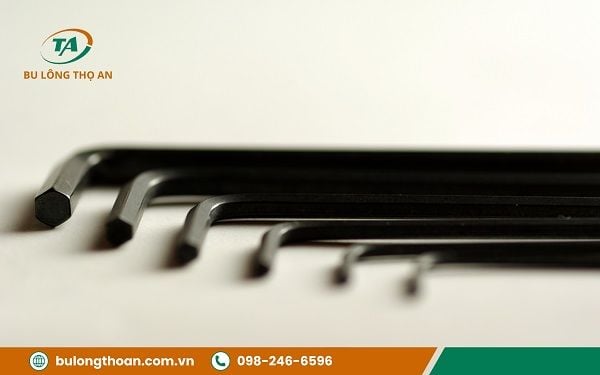 Hướng dẫn cách định kích thước tua vít lục giác - Kiểm tra thông số có trên tua vít lục giác