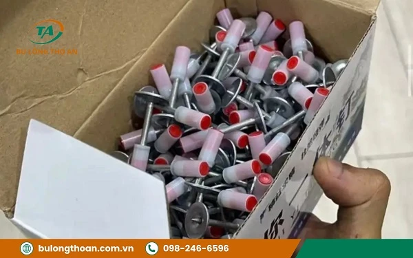 Ưu điểm của tắc kê đạn nổ